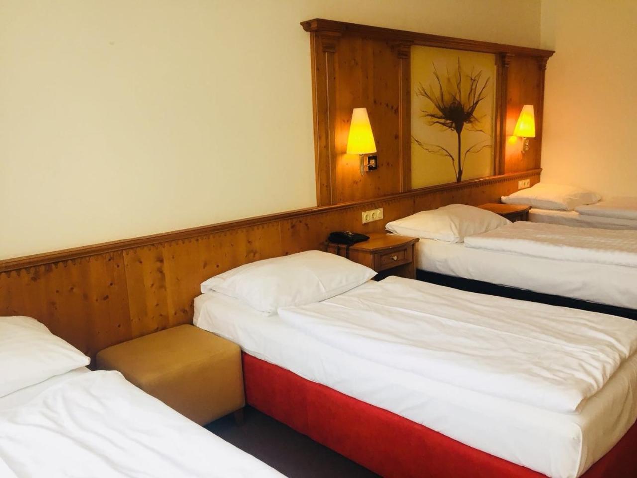 Hotel Branik Prague Exterior photo
